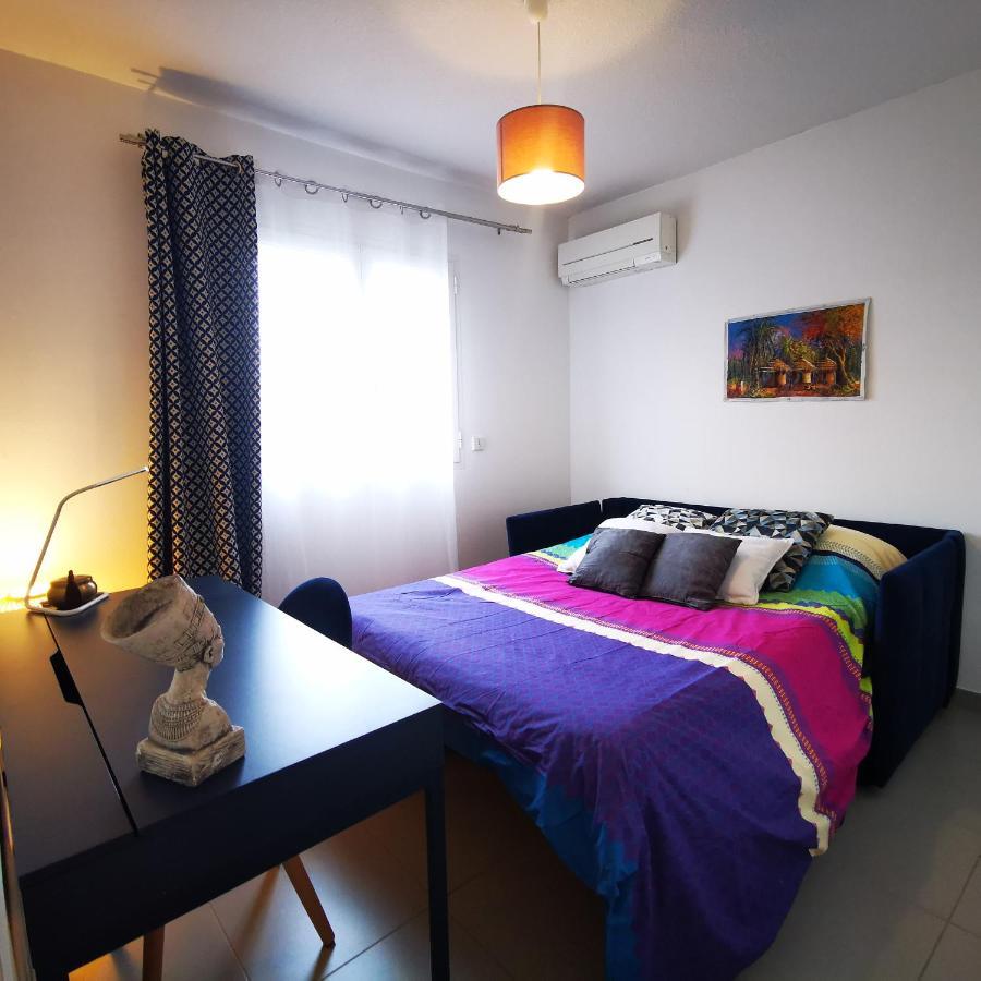 Cool Mediterranean Life 8 People Jacuzzi Barbecue Gametrampoline 2 Parking Villa Beziers Bagian luar foto